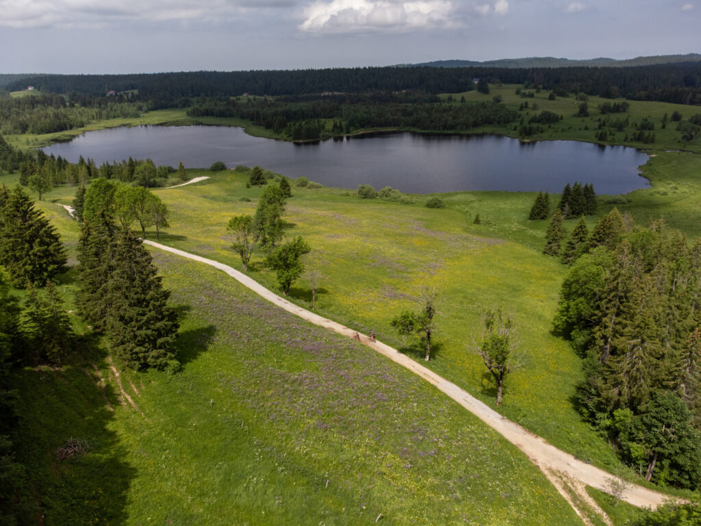 J5._Chaux-Des_Crotenay_Les_Rousses_drone_96dpi-4.jpg